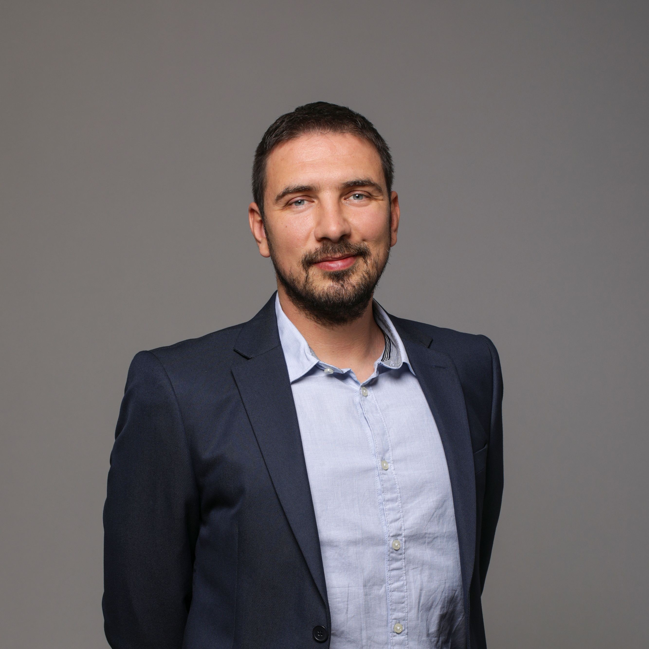 Predavač Mirko Sužnjević
